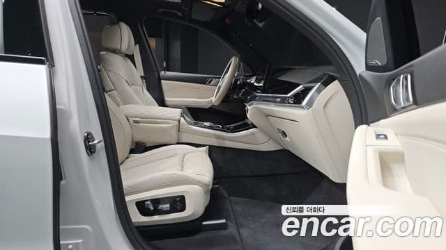 BMW X5 2025 — Photo 11/30