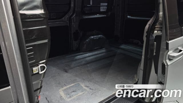 Hyundai Staria 2025 — Şəkil 12/20