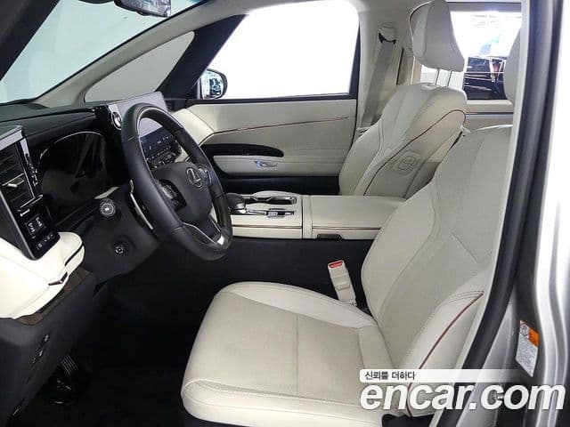 Lexus LM 2024 — Şəkil 7/20