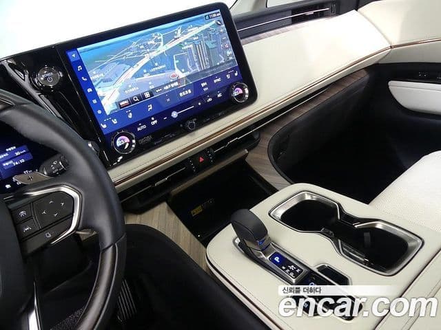 Lexus LM 2024 — Şəkil 10/20