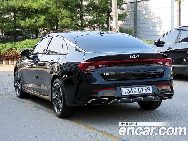 Kia K5 2022 — Şəkil 2/19
