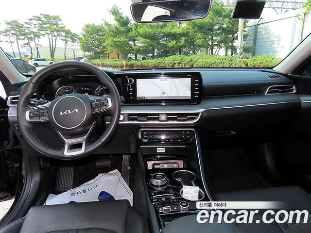 Kia K5 2022 — Şəkil 6/19