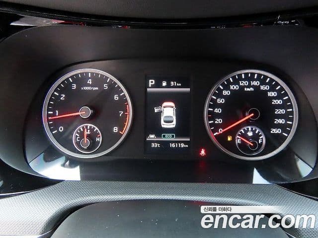 Kia K5 2022 — Şəkil 8/19