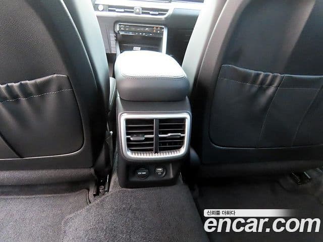 Kia K5 2022 — Şəkil 16/19