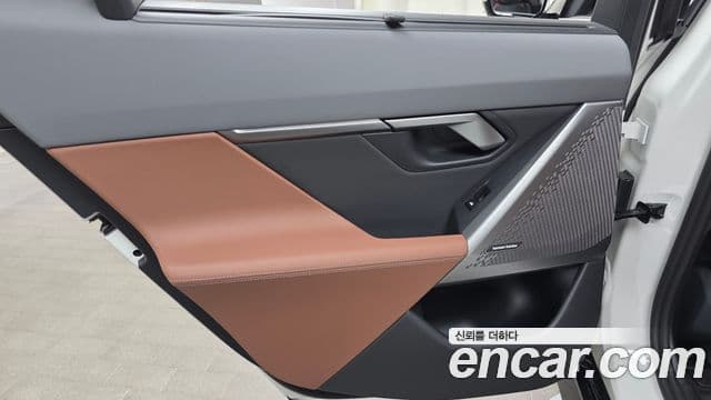 BMW 5 Series 2024 — Photo 10/31