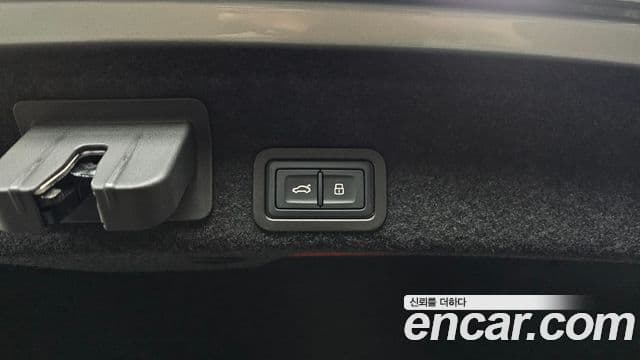 Audi A6 2022 — Şəkil 16/20