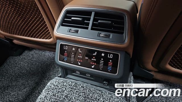 Audi A6 2022 — ფოტო 31/31