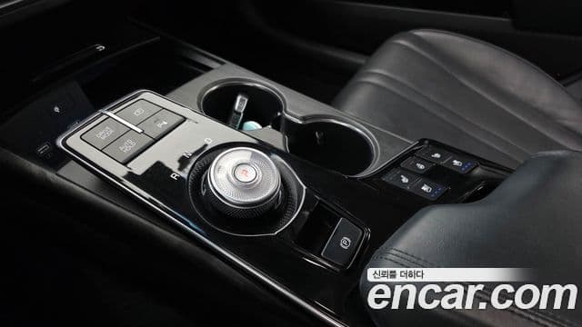 Kia K8 2021 — Şəkil 9/20