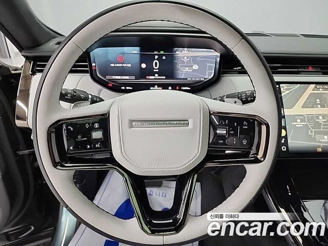 Land Rover Range Rover Sport 2025 — Photo 16/19