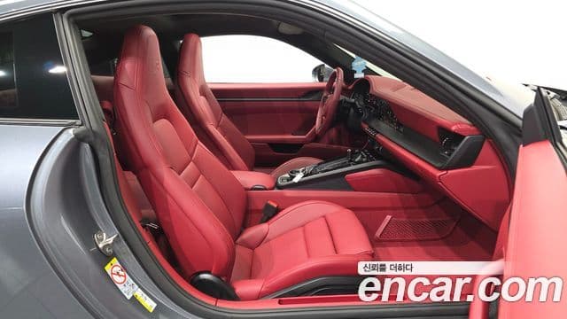 Porsche 911 2025 — ფოტო 10/20