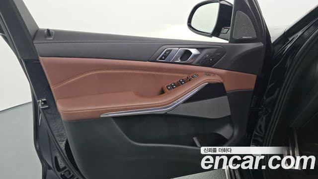 BMW X5 2024 — Photo 16/33