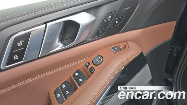 BMW X5 2024 — Photo 8/33