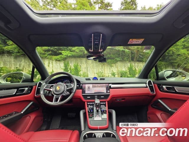 Porsche Cayenne 2022 — Şəkil 8/20