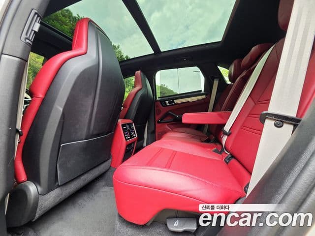 Porsche Cayenne 2022 — Şəkil 14/20