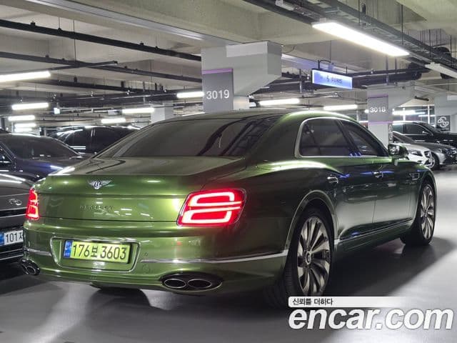 Bentley Flying Spur 2022 — Şəkil 3/19