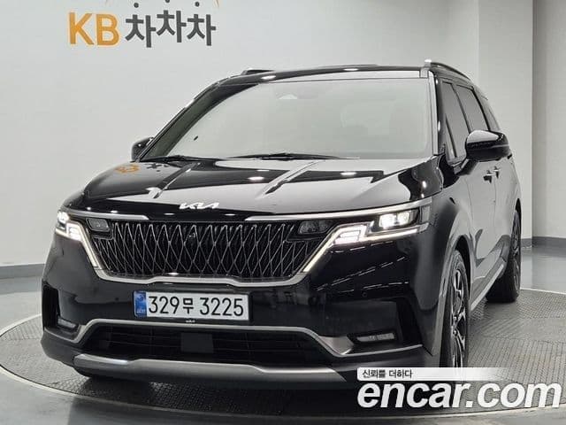 Kia Carnival 2022 — ფოტო 2/20