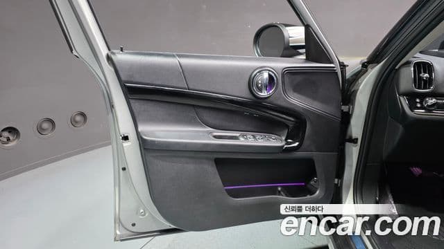 Mini Cooper Countryman 2023 — ფოტო 13/30
