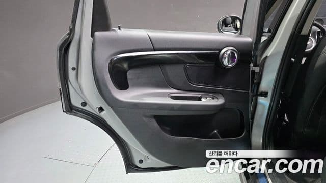 Mini Cooper Countryman 2023 — ფოტო 19/30