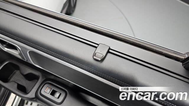 Hyundai Santa Fe 2024 — Photo 34/38