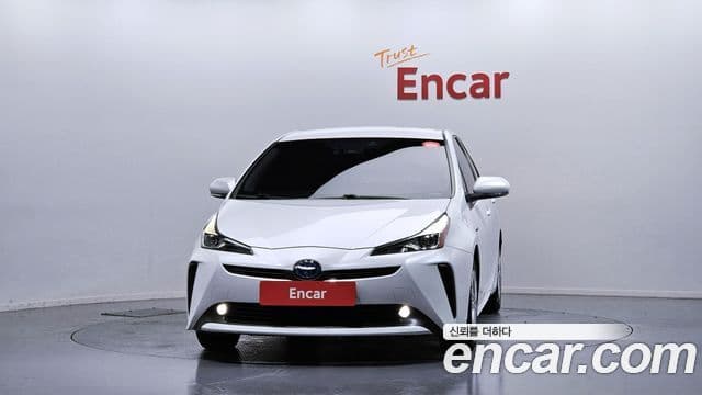 Toyota Prius 2022 — Photo 13/32