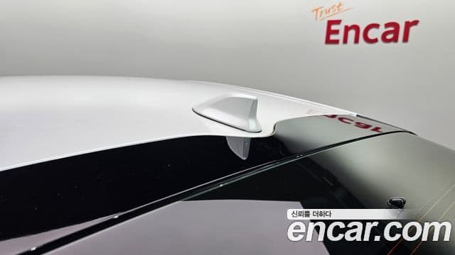 Toyota Prius 2022 — Photo 30/32
