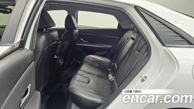 Hyundai Avante 2022 — Şəkil 10/20