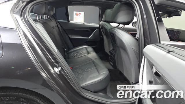 BMW i5 2023 — ფოტო 32/36