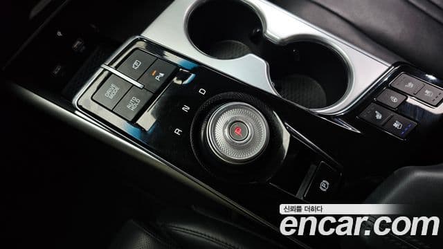 Kia K8 2021 — Şəkil 9/20