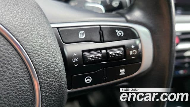 Kia K5 2022 — Şəkil 15/20