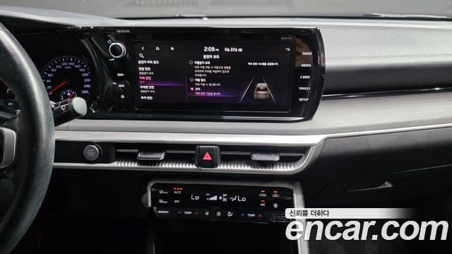 Kia K5 2022 — Şəkil 18/20