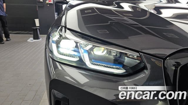 BMW X4 2024 — Photo 29/34