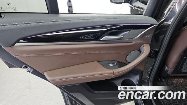 BMW X4 2024 — Photo 22/34