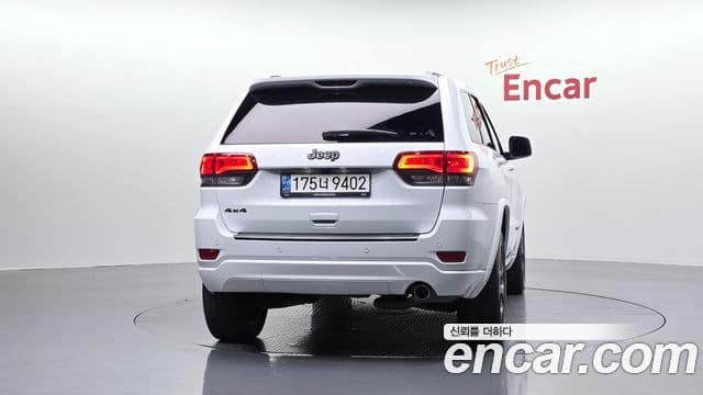 Jeep Grand Cherokee 2021 — Şəkil 4/20