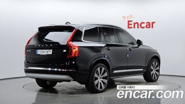 Volvo XC90 2022 — Фото 2/20