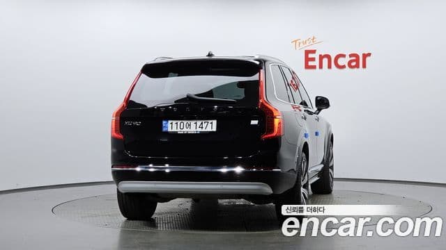 Volvo XC90 2022 — Фото 4/20