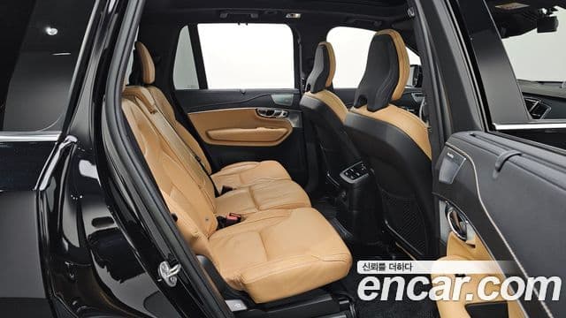 Volvo XC90 2022 — Фото 12/20