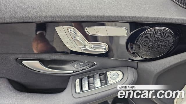 Mercedes-Benz C-Class 2018 — Şəkil 4/29
