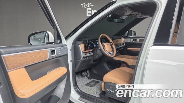 Hyundai Santa Fe 2023 — Photo 16/20