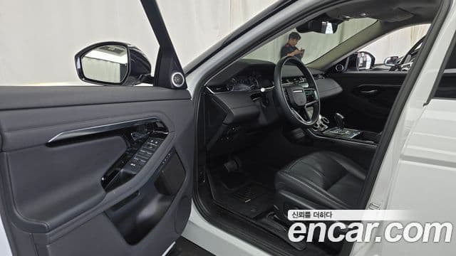 Land Rover Range Rover Evoque 2023 — Şəkil 10/20