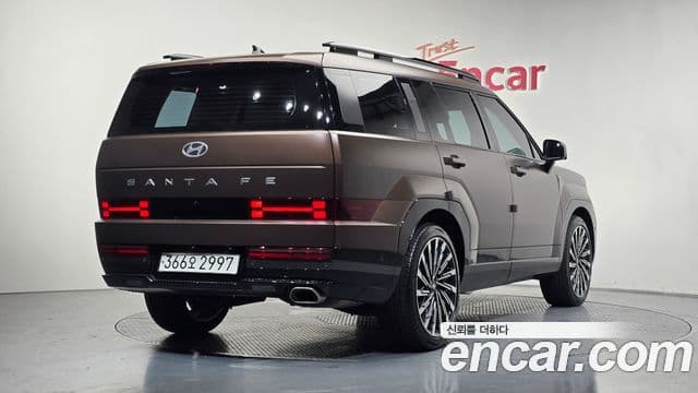 Hyundai Santa Fe 2024 — ფოტო 11/35