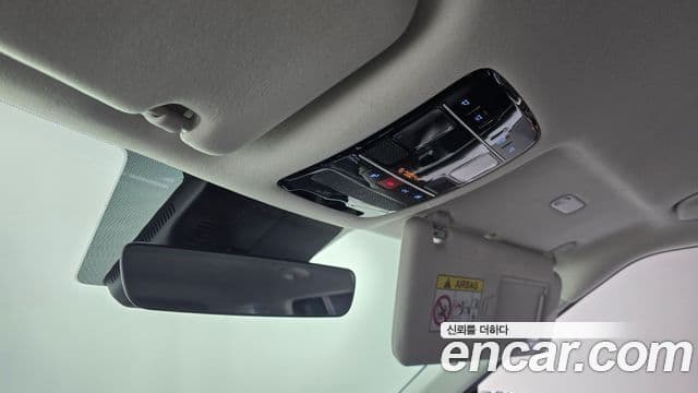 Hyundai Santa Fe 2024 — ფოტო 30/35
