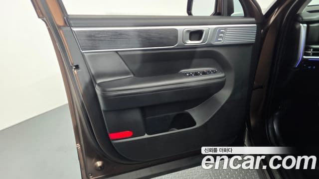 Hyundai Santa Fe 2024 — ფოტო 2/35