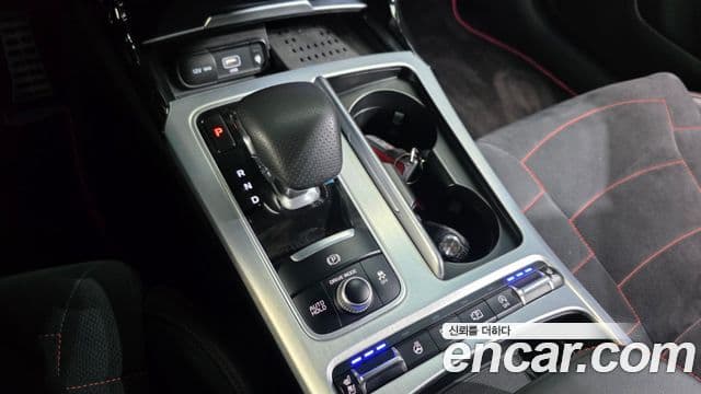 Kia Stinger 2021 — Фото 9/20