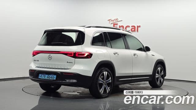 Mercedes-Benz EQB 2022 — ფოტო 13/34