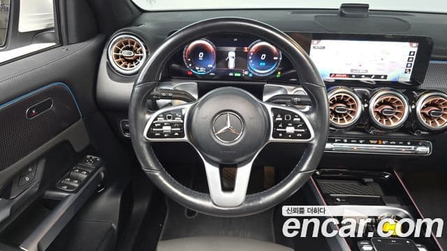 Mercedes-Benz EQB 2022 — ფოტო 4/34