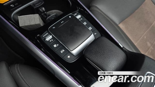Mercedes-Benz EQB 2022 — ფოტო 5/34