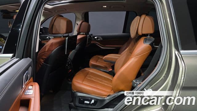 BMW X7 2022 — ფოტო 12/40