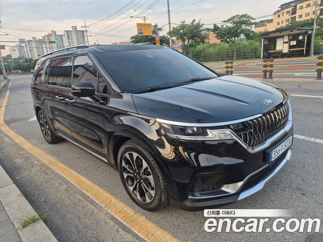 Kia Carnival 2021 — Фото 15/20
