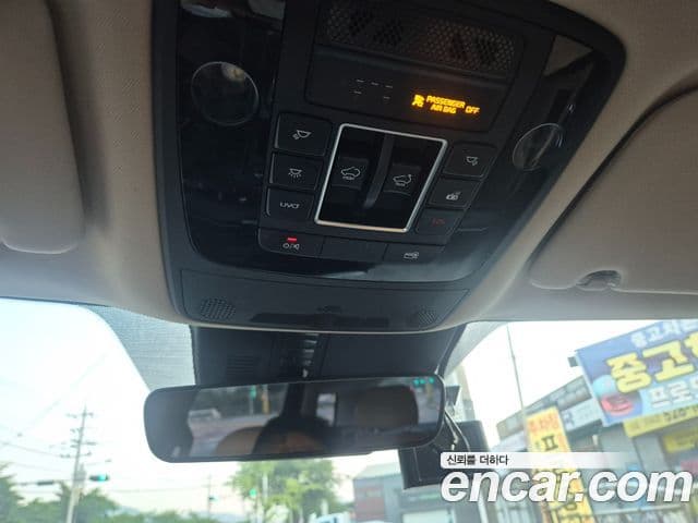 Kia Carnival 2021 — Фото 18/20