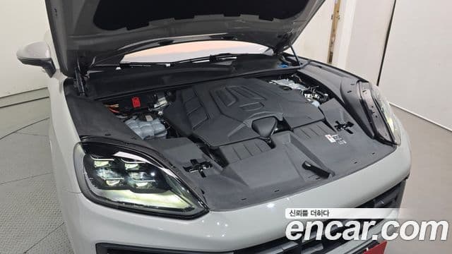 Porsche Cayenne 2024 — Şəkil 6/20